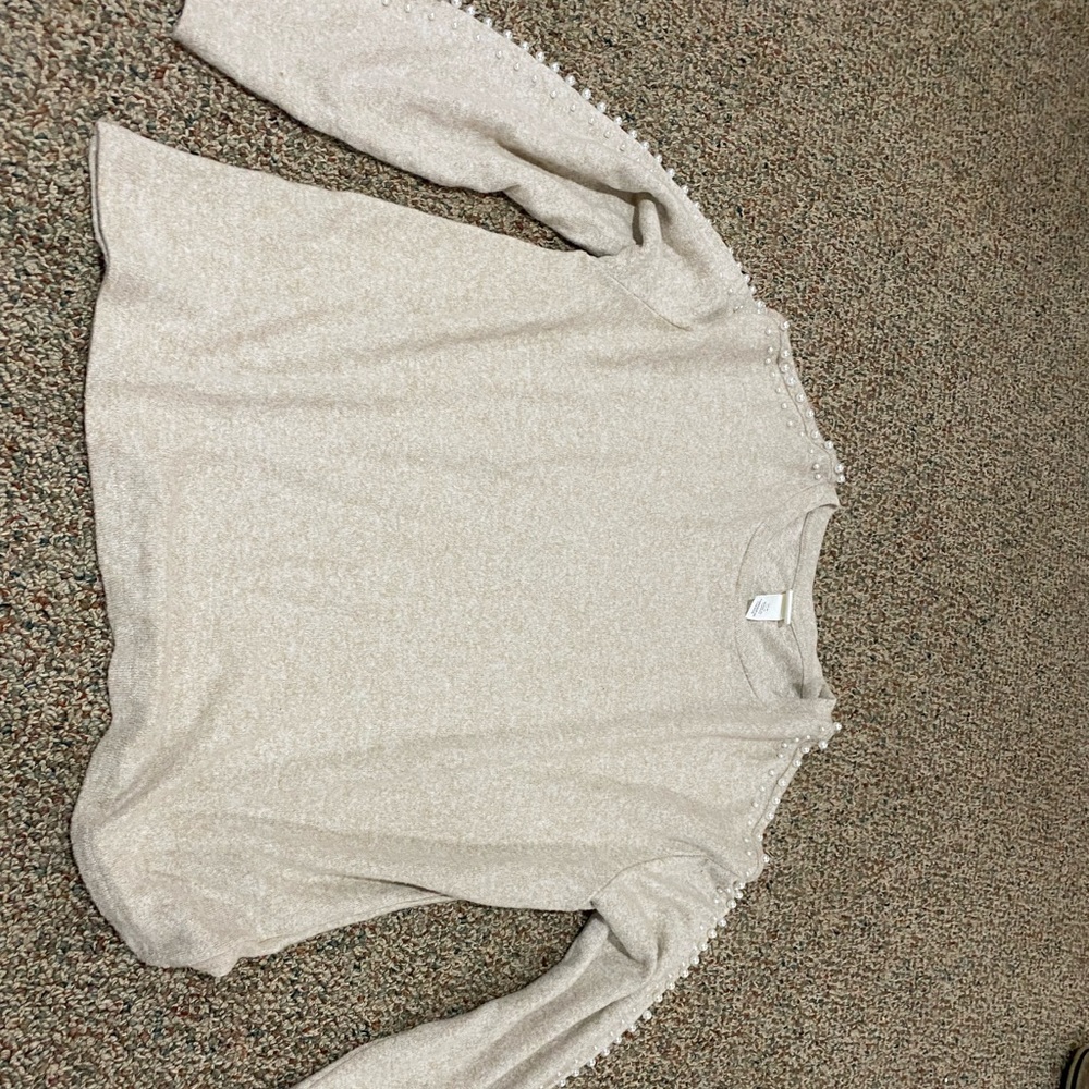 H&M sweater size M pearled